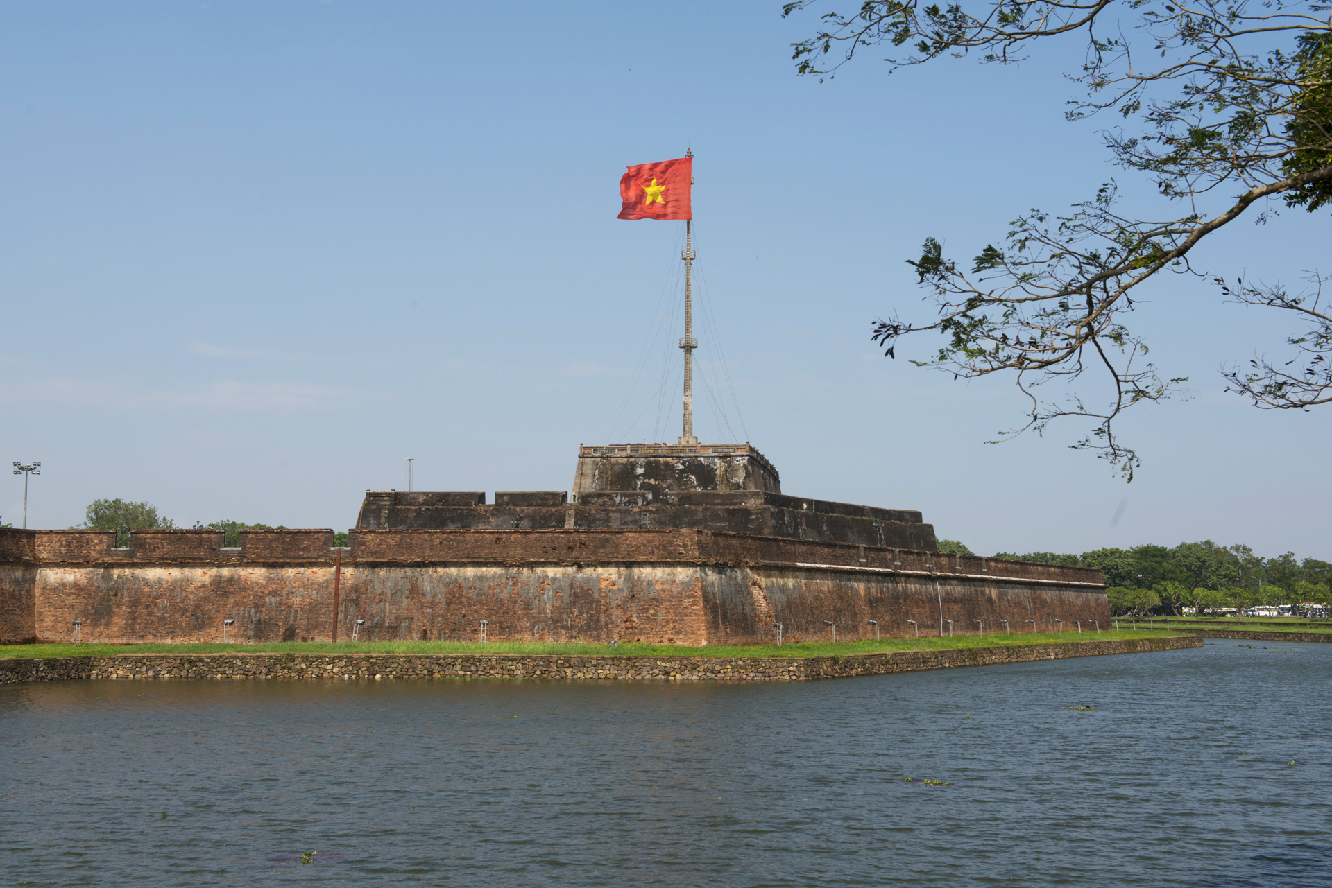 Lịch âm ngày 22/06/2015
